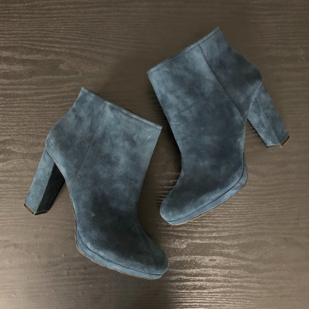 SUEDE BOOTIES - Vince Camuto